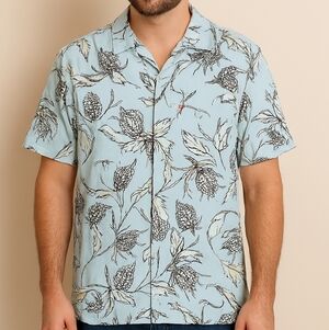 Levi's Shirt Light Blue Floral Men's Size Large Short Sleeve Nature Golf Preppy
